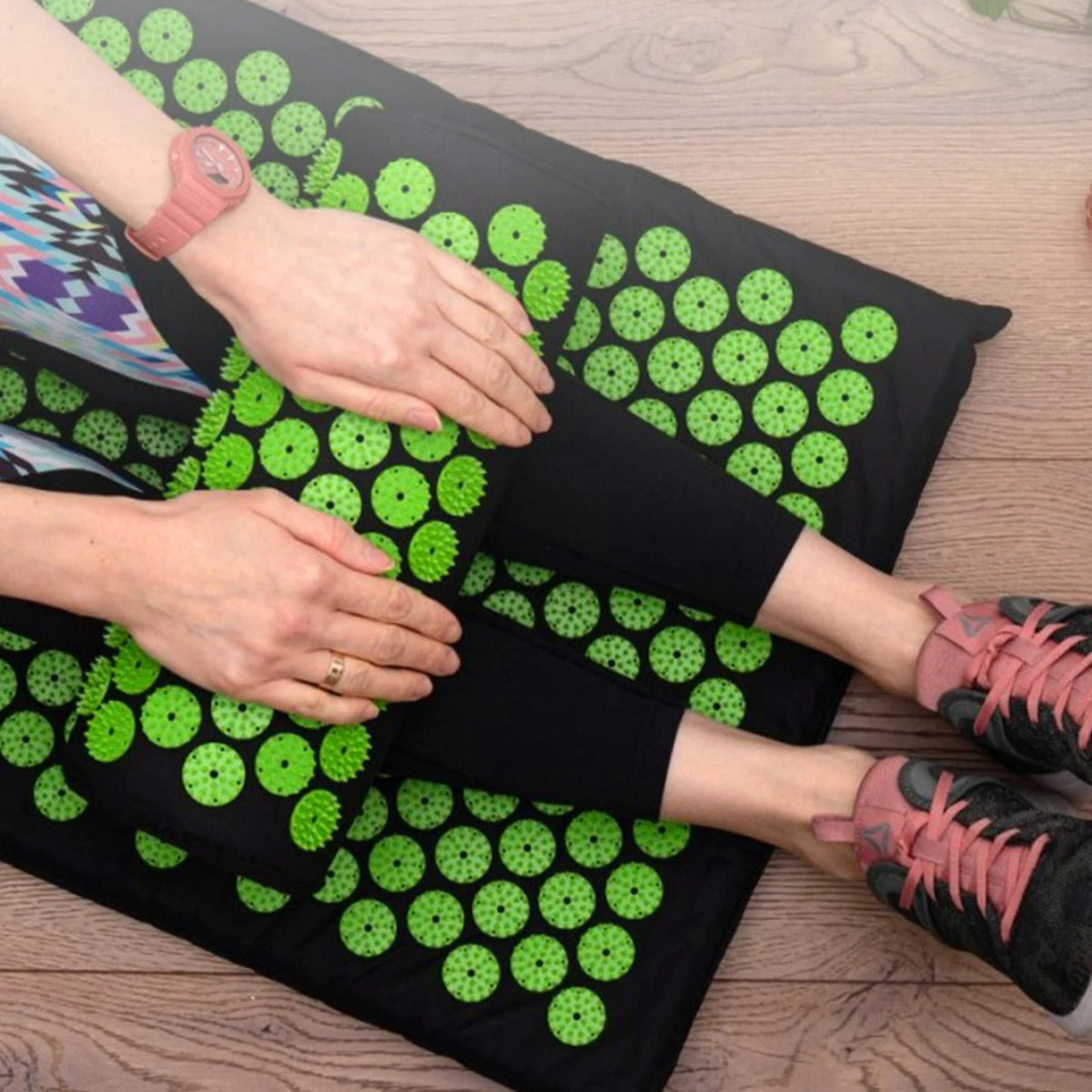 130*50*2.5CM Lotus Flower Sponge Acupressure Mat Set for Yoga Acupoint Massage Matting